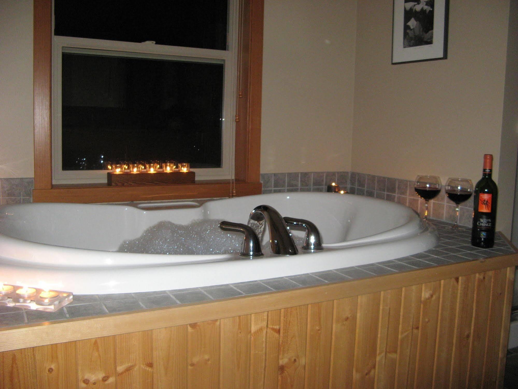Bed & Breakfast Reef Point Oceanfront Ucluelet