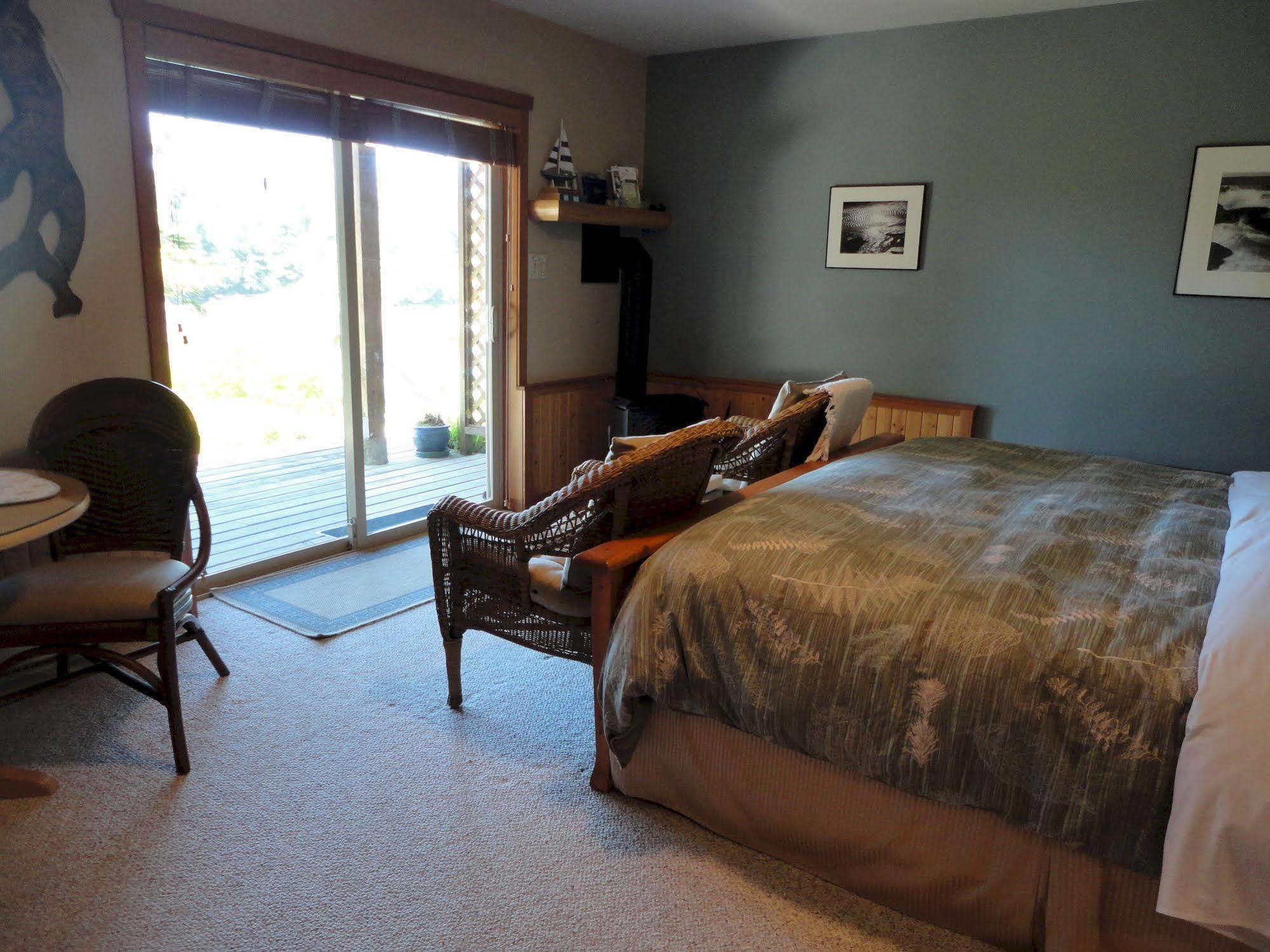 Reef Point Oceanfront 5* Ucluelet